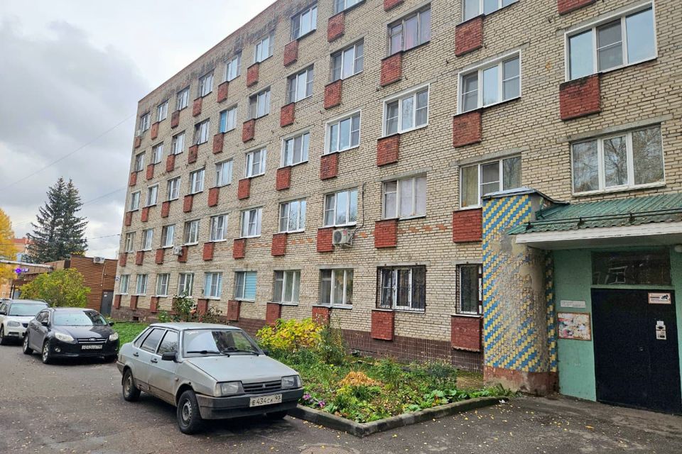 Продаётся комната в 2-комн. квартире, 11 м²