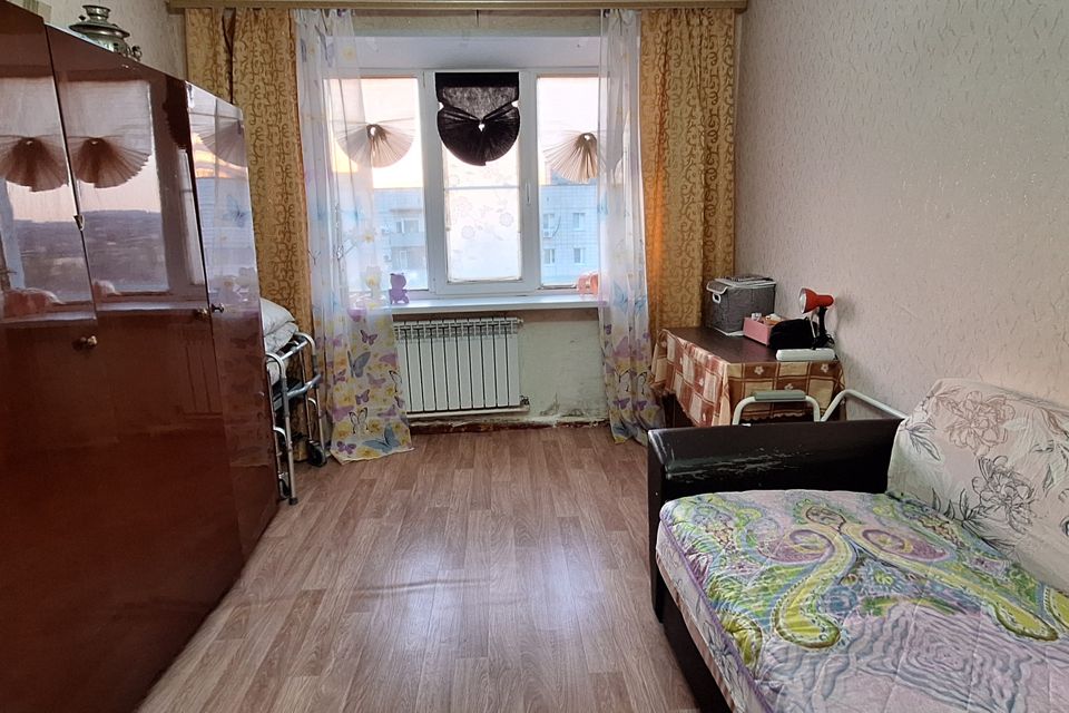 Продаётся 3-комнатная квартира, 57.8 м²