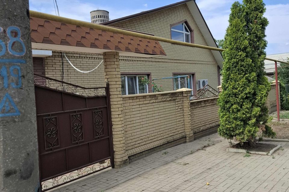 Продаётся 2-этажный дом, 100 м²