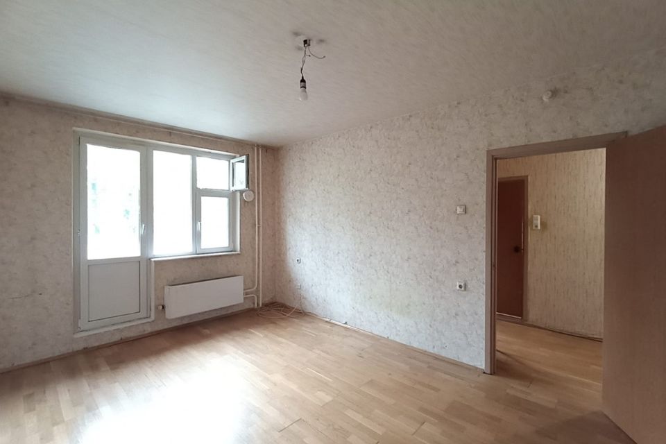 Продаётся 1-комнатная квартира, 37.5 м²
