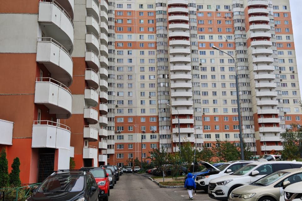 Продаётся 2-комнатная квартира, 58.7 м²