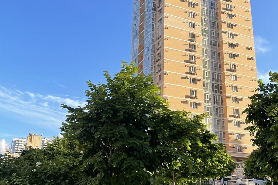 Продаётся 1-комнатная квартира, 46.9 м²