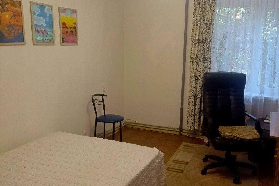 Продаётся 4-комнатная квартира, 87 м²