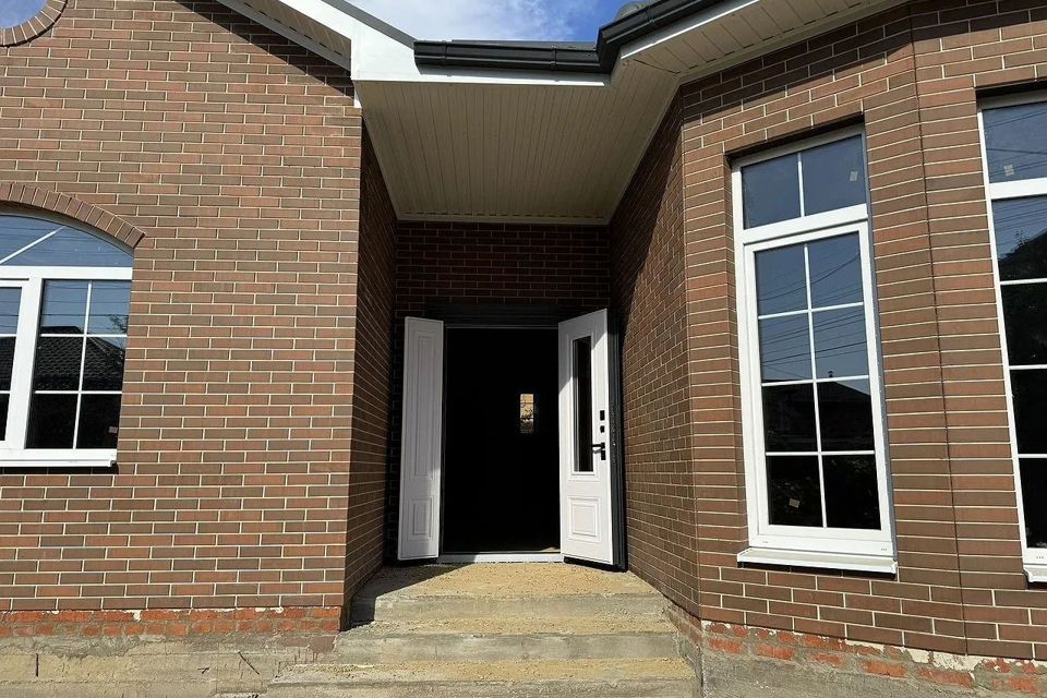 Продаётся 1-этажный дом, 105 м²