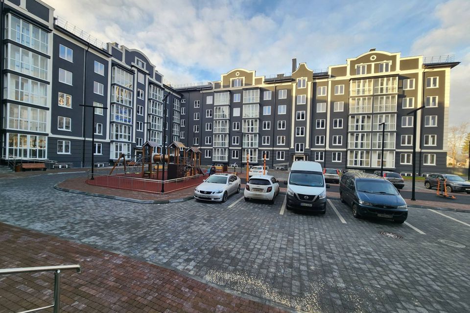 Продаётся 2-комнатная квартира, 68.2 м²