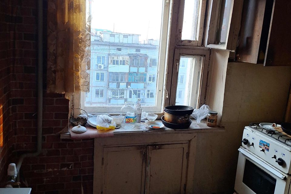 Сдаётся 4-комнатная квартира, 63.8 м²