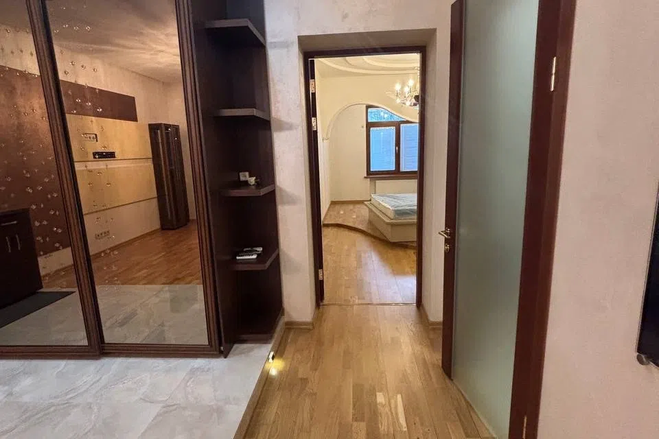 Продаётся 2-комнатная квартира, 56 м²