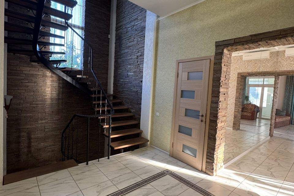 Продаётся 2-этажный дом, 251.9 м²