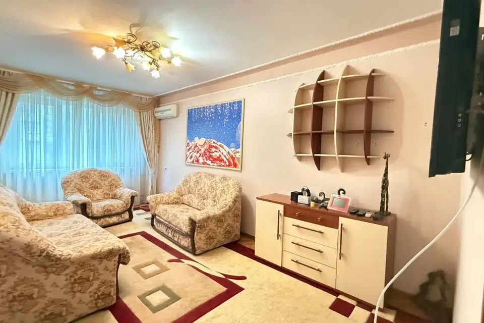 Продаётся 2-комнатная квартира, 42 м²