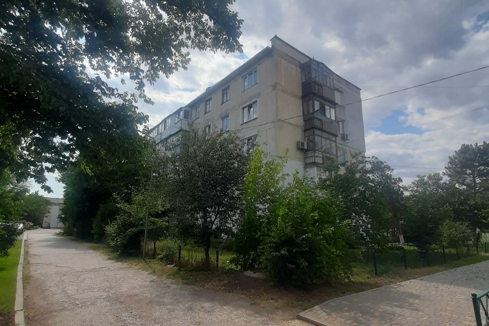Продаётся 3-комнатная квартира, 57.7 м²