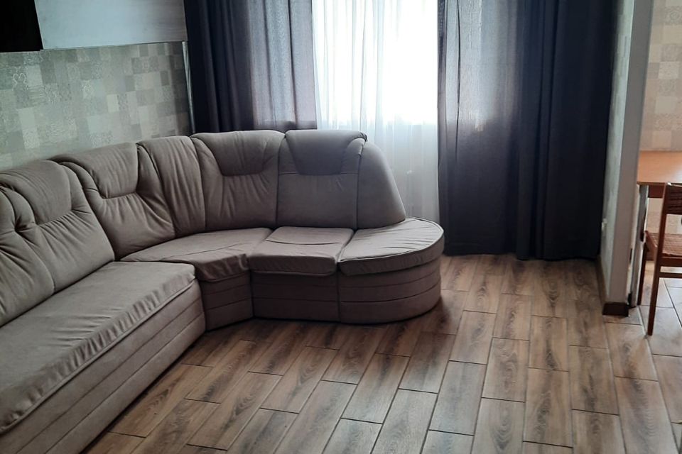 Продаётся 1-комнатная квартира, 37.3 м²