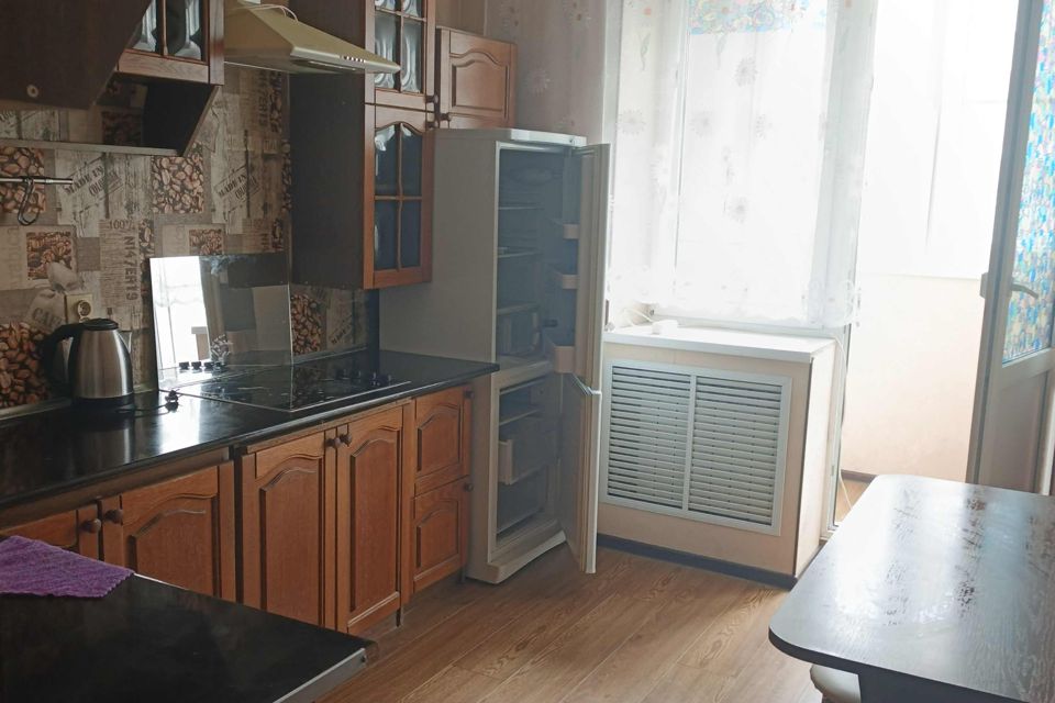 Продаётся 1-комнатная квартира, 37.2 м²