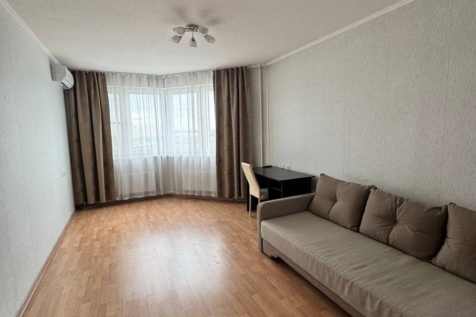 Продаётся 1-комнатная квартира, 41.6 м²