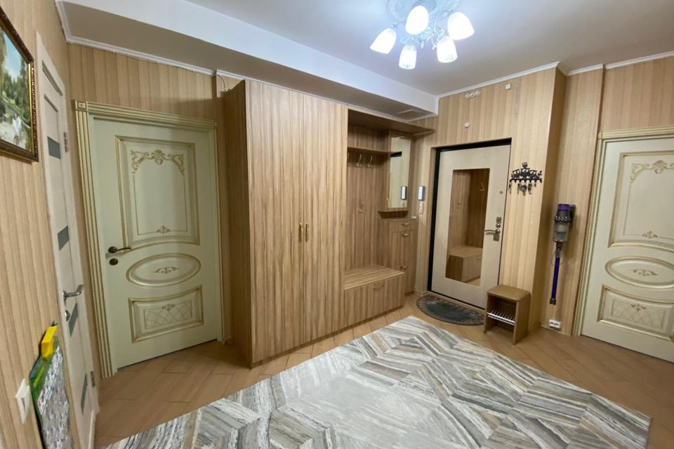 Продаётся 3-комнатная квартира, 71.6 м²