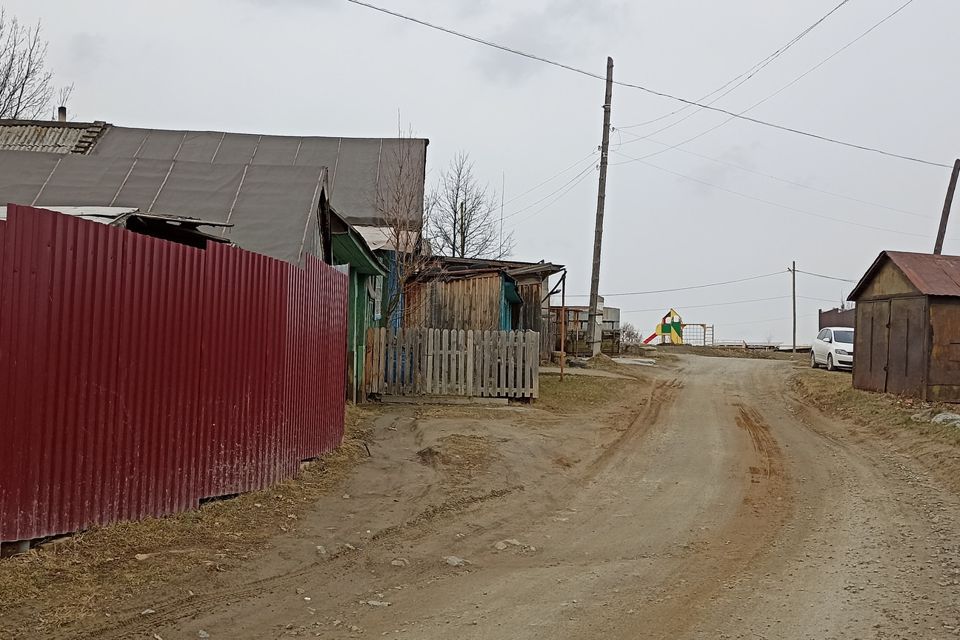 Поселок красный свердловская область. Посёлок красный Свердловская.