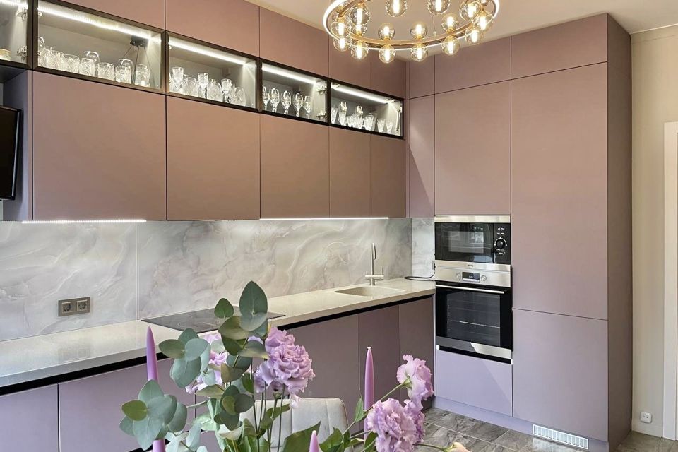 Продаётся 2-комнатная квартира, 60.8 м²