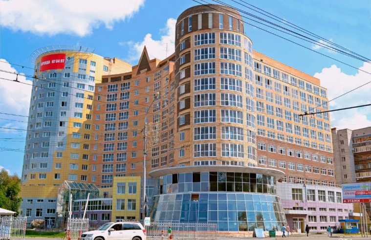 Продаётся 4-комнатная квартира, 168 м²