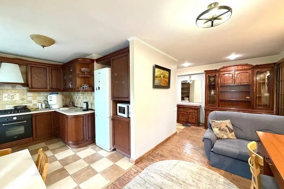 Продаётся 2-комнатная квартира, 70 м²
