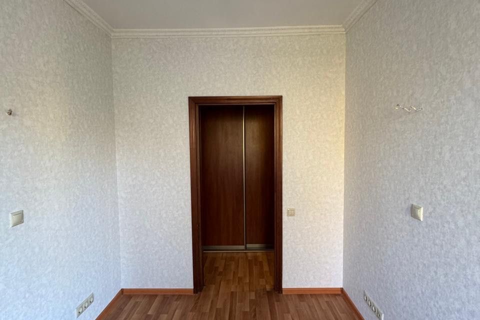 Продаётся 2-комнатная квартира, 42.7 м²