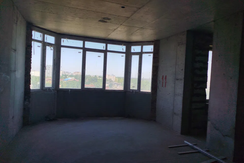 Продаётся 3-комнатная квартира, 137 м²