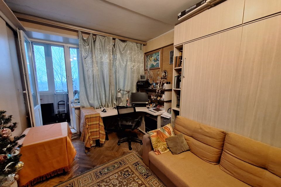 Продаётся 1-комнатная квартира, 38 м²