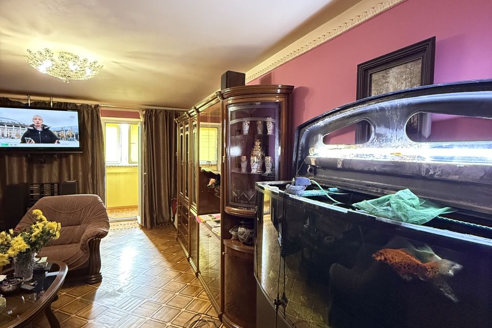 Продаётся 4-комнатная квартира, 99.4 м²