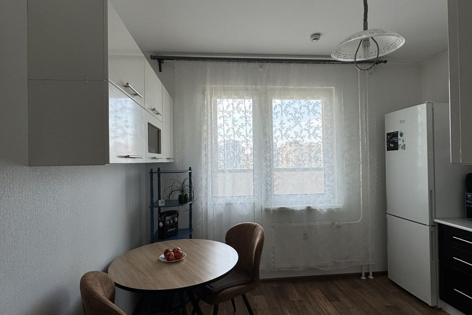 Продаётся 2-комнатная квартира, 58.1 м²