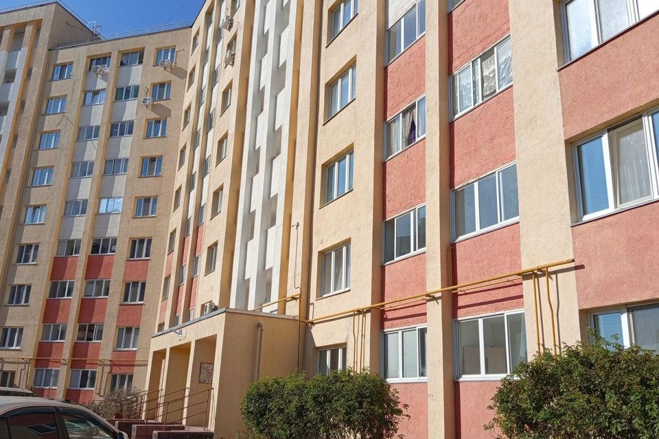 Продаётся 2-комнатная квартира, 56.6 м²