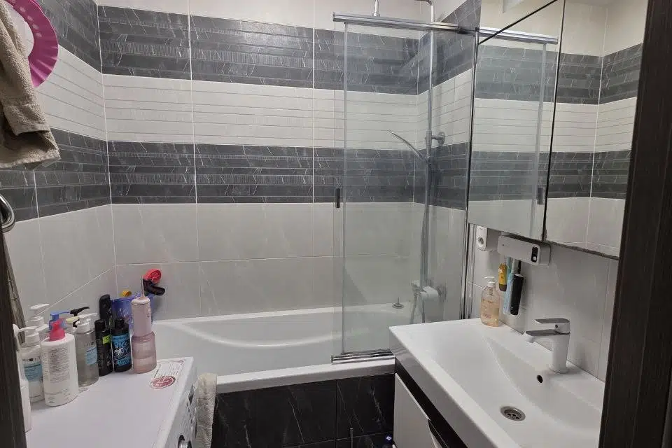 Продаётся 3-комнатная квартира, 75 м²