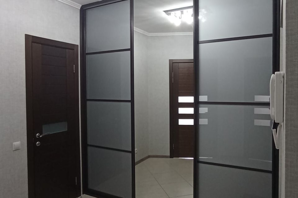 Продаётся 1-комнатная квартира, 41.9 м²