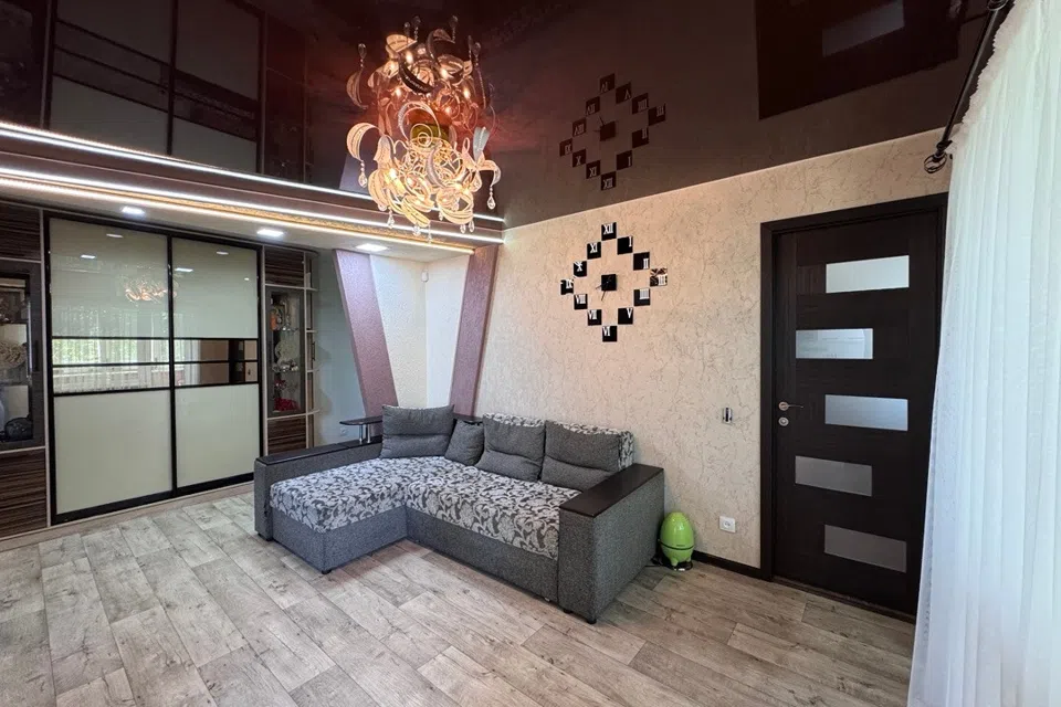 Продаётся 3-комнатная квартира, 64.9 м²