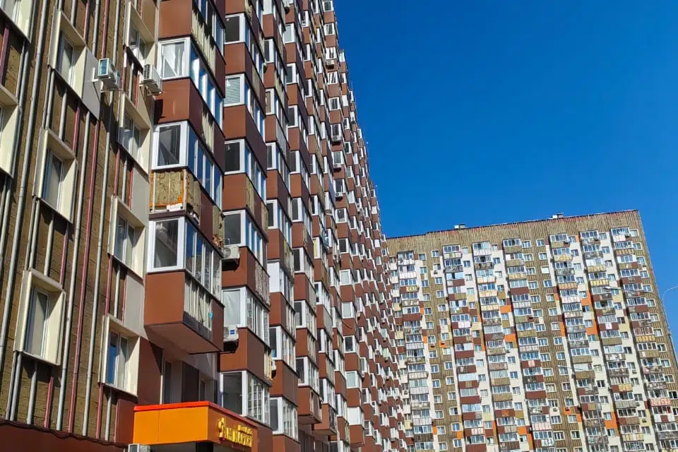 Продаётся 2-комнатная квартира, 55.6 м²