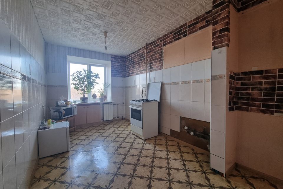 Продаётся 3-комнатная квартира, 63.3 м²