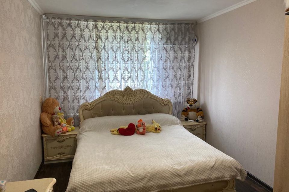 Продаётся 2 комнаты в 2-комн. квартире, 27.4 м²