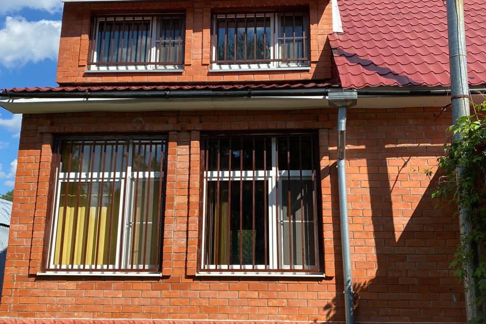 Продаётся 2-этажный дом, 176.2 м²