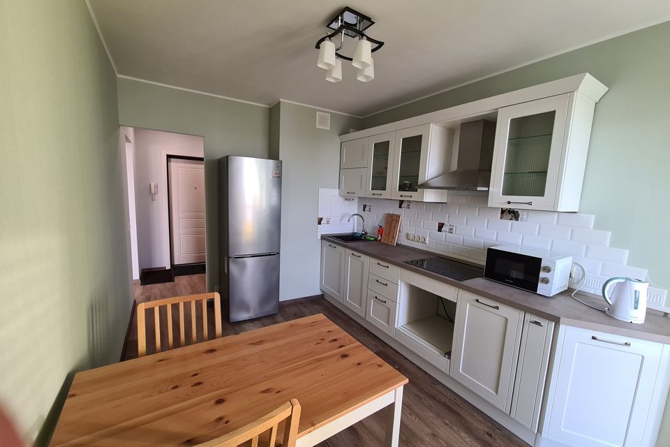 Продаётся 1-комнатная квартира, 44.7 м²