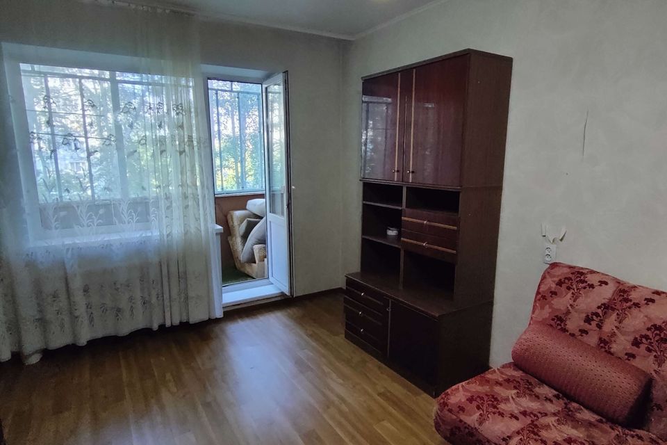 Продаётся 1-комнатная квартира, 38 м²