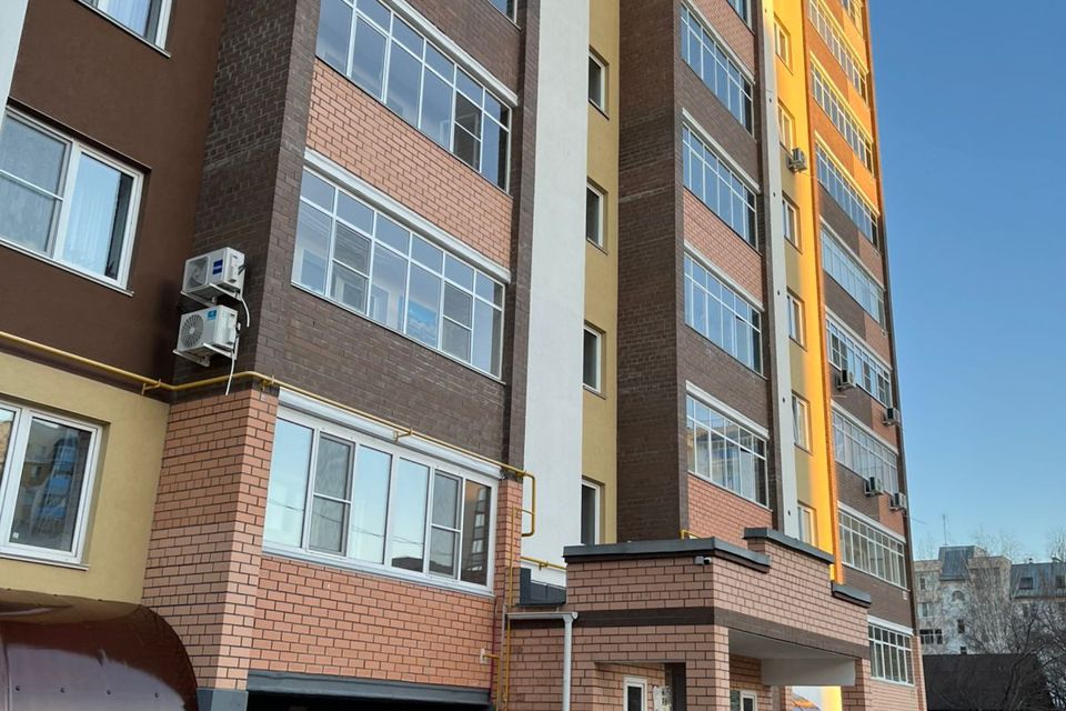 Продаётся 2-комнатная квартира, 66.5 м²
