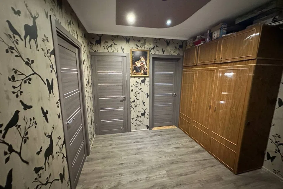 Продаётся 3-комнатная квартира, 70.7 м²