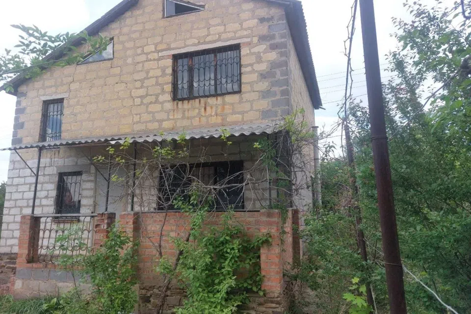 Продаётся 2-этажный дом, 100 м²