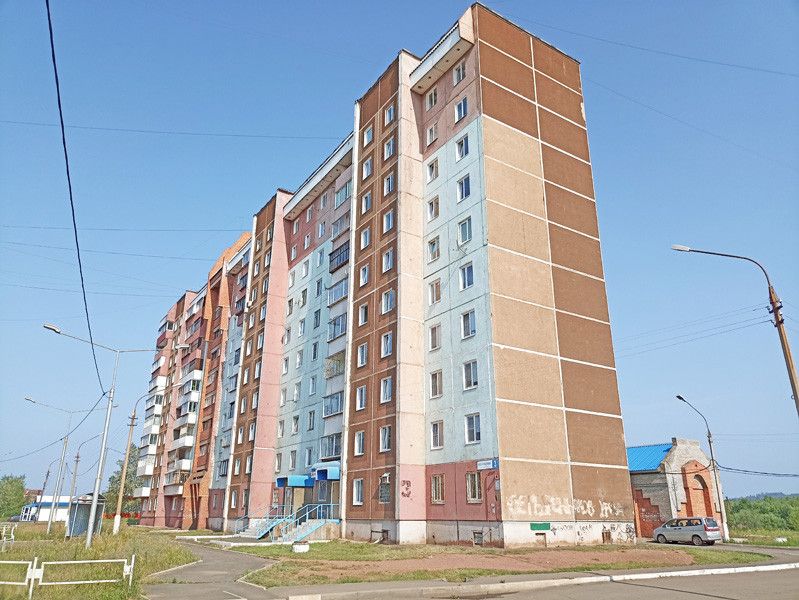 Продаётся 4-комнатная квартира, 78 м²