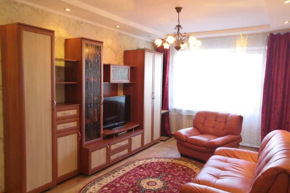 Продаётся 4-комнатная квартира, 61.2 м²