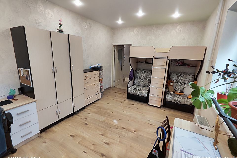 Продаётся 2-комнатная квартира, 57 м²
