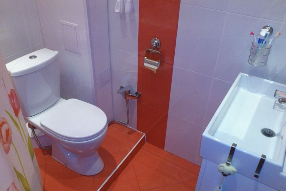 Продаётся 3-комнатная квартира, 82 м²