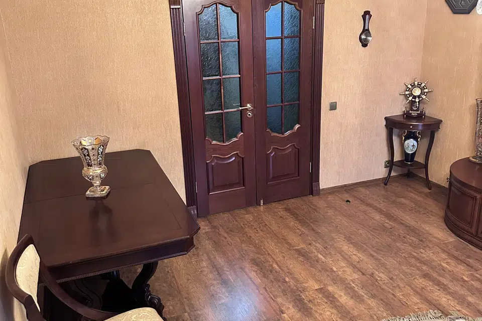 Продаётся 4-комнатная квартира, 119.9 м²