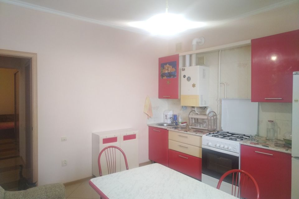 Продаётся 1-комнатная квартира, 58 м²