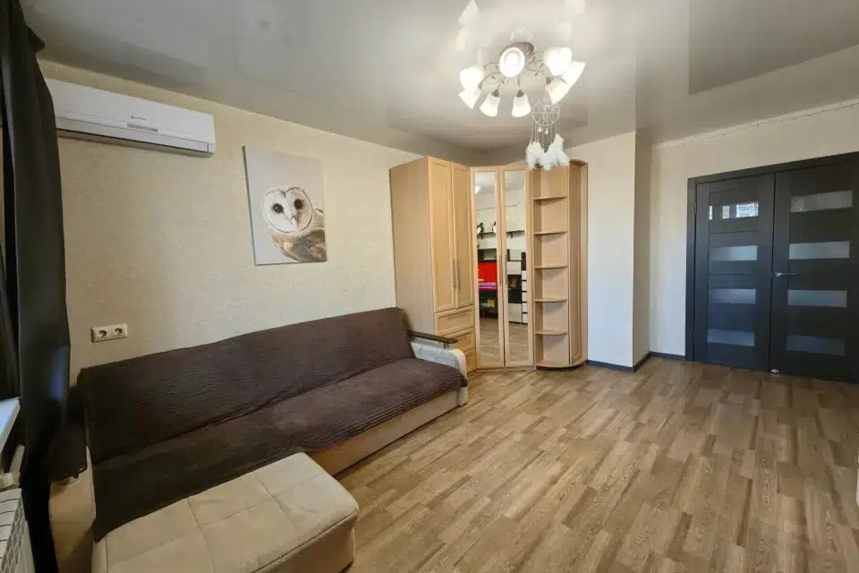 Продаётся 1-комнатная квартира, 42.8 м²