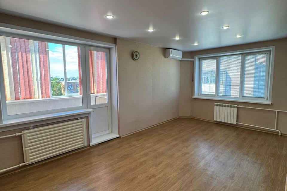 Продаётся 3-комнатная квартира, 62 м²