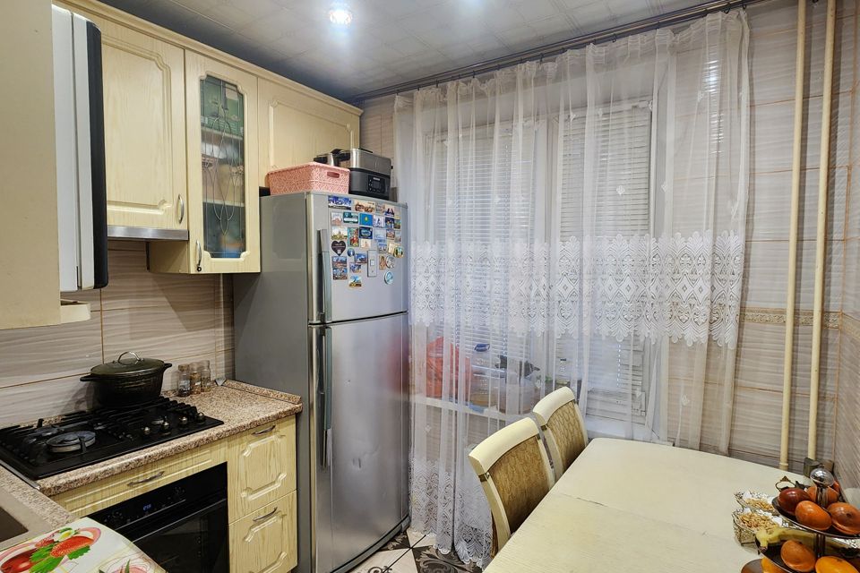 Продаётся 3-комнатная квартира, 59.7 м²