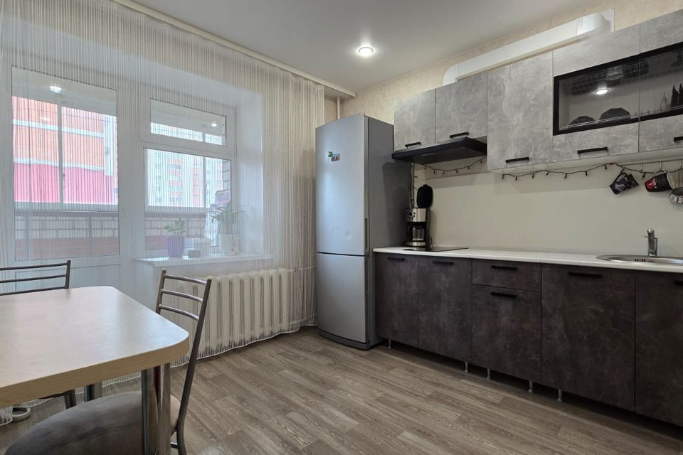 Продаётся 1-комнатная квартира, 40.8 м²